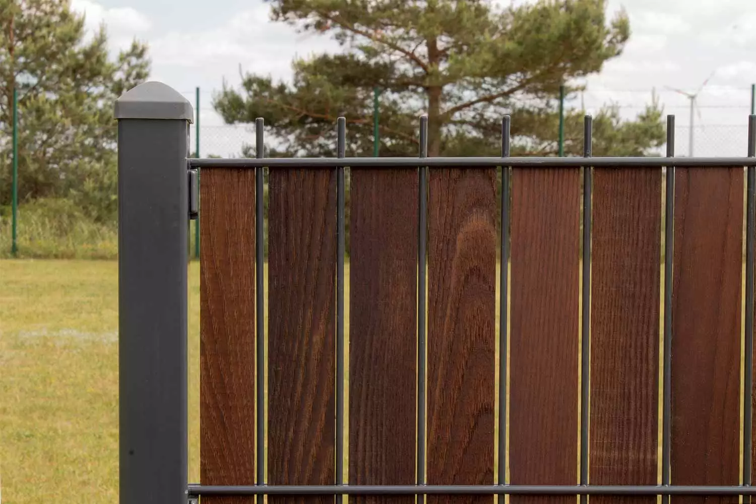 Holz-Sichtschutzstreifen für Doppelstabmatten Thermoholz